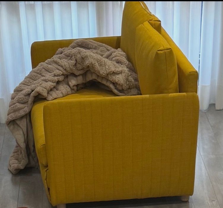 Sofá de dois lugares