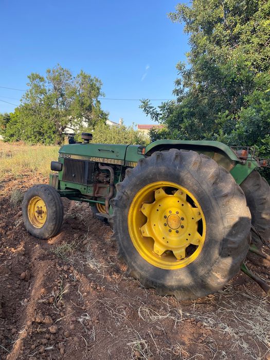 Trator Jonh Deere 1850