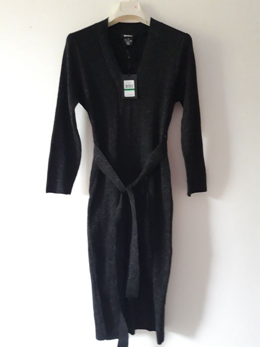 DKNY czarna sukienka że srebrem