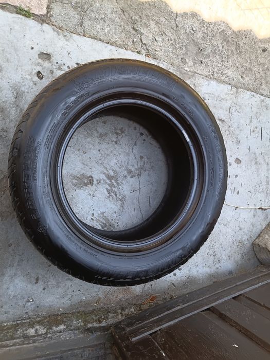 Шини бу MICHELIN 255/60R17   гарному стані на запаску или докат