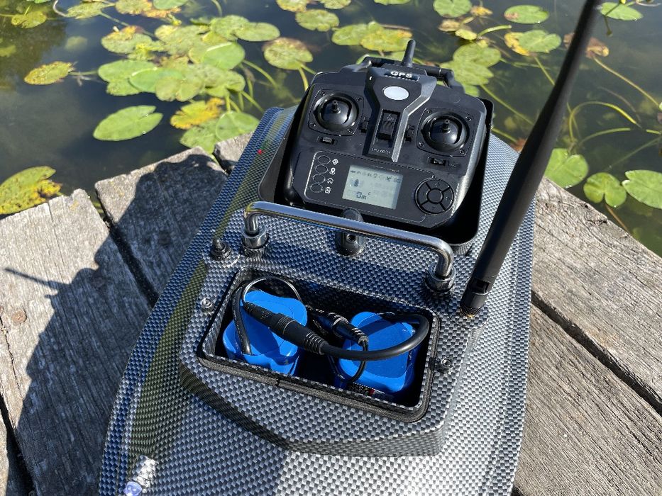 12000 mah Карповый кораблик Flytec V060 с GPS 160т для рыбалки завоза прикормки Короповий кораблик для риболовлі Карповий завезення прикормочный з гпс