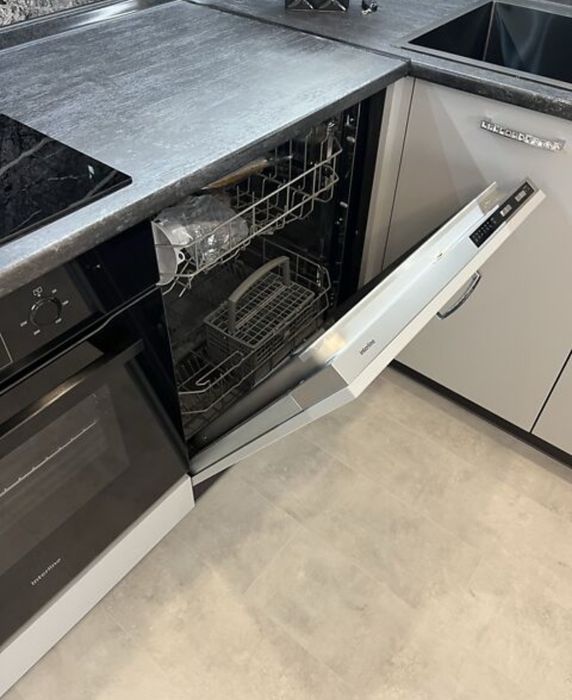 Продаж квартири в новобудові з сучасним ремонтом