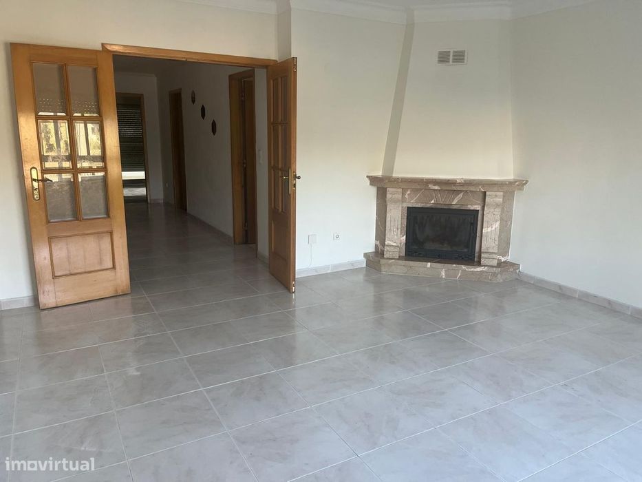 Excelente Apartamento T2 em Campinas, Belas