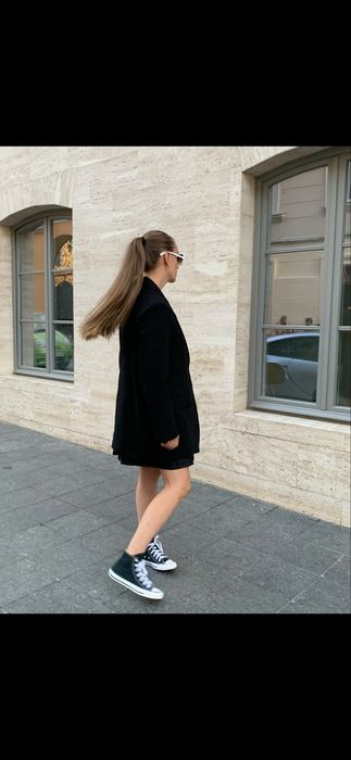 Жакет zara. Розмір L , новий. Одягався один раз на зьомку