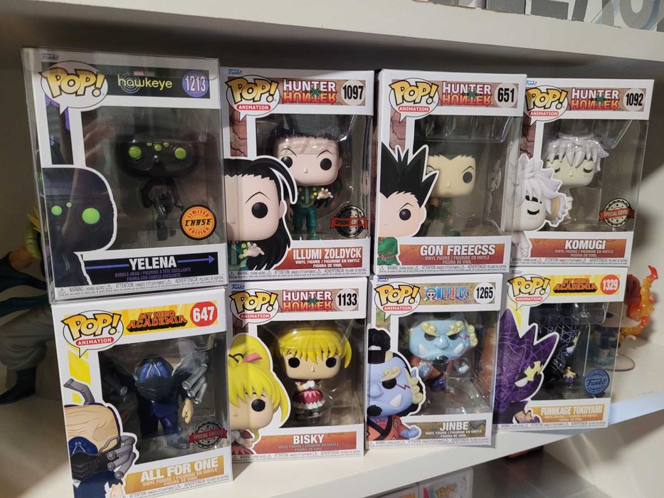 Funko Pops anime/marvel