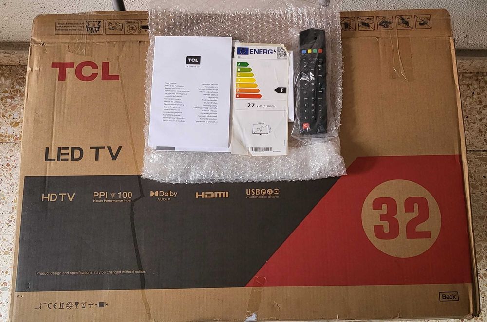 TV TCL 32D4300 (LED - 32'' - 81 cm - HD Ready), Nova