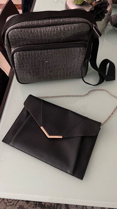 2 Women's Handbags