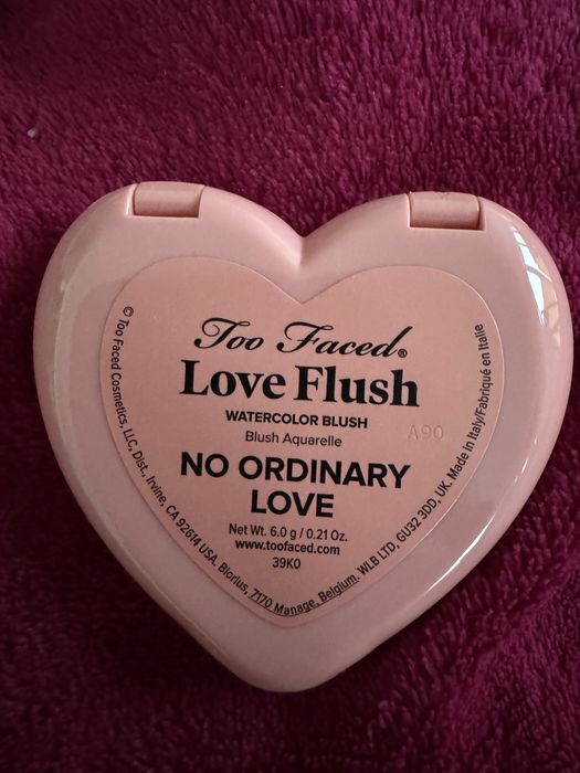 Róż do policzków TOO FACED