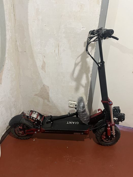 Продам самокат 1600 WT