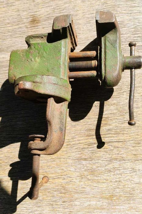 тиски ссср рабочие