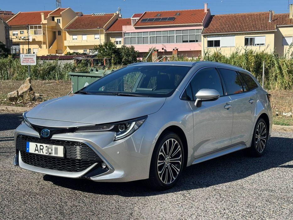 Toyota Corolla 1.8 Hybrid Exclusive