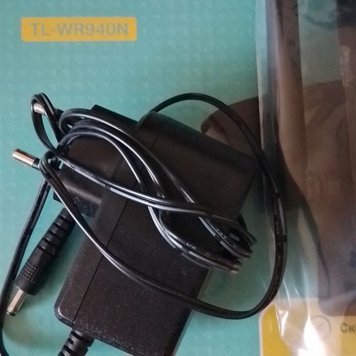 Продам бу Wife роутер TL-WR 940N