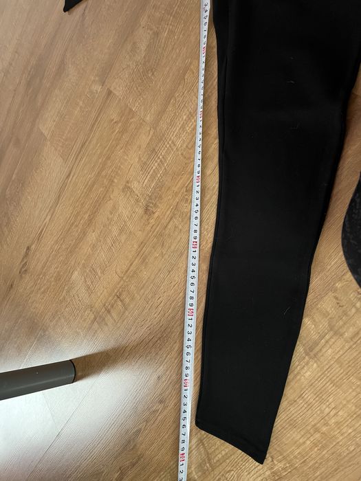 Legginsy damskie czarne z zamkiem z przodu Papaya roz M