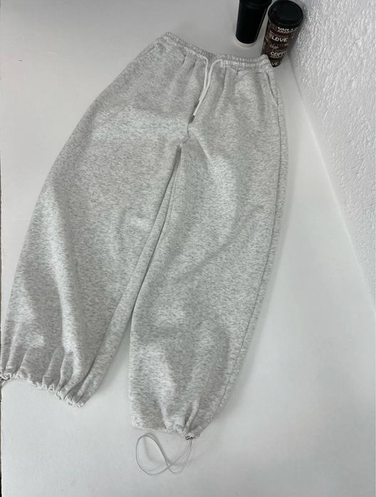 Женские теплые спорт штаны на затяжках/Жіночі теплі штани на затяжках