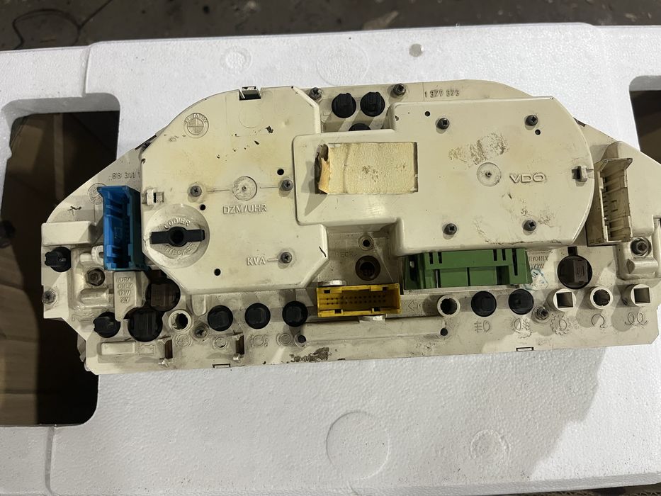 Бмв е30 щиток приборов