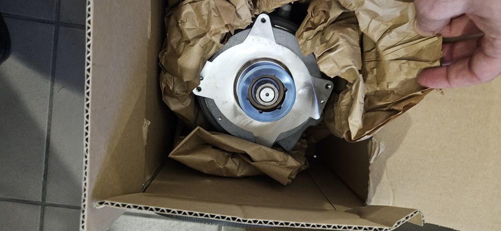 Стартер генератор 4N0903028P 4N1903028  4N1903028A B audi Q7 Q8 A6 A7