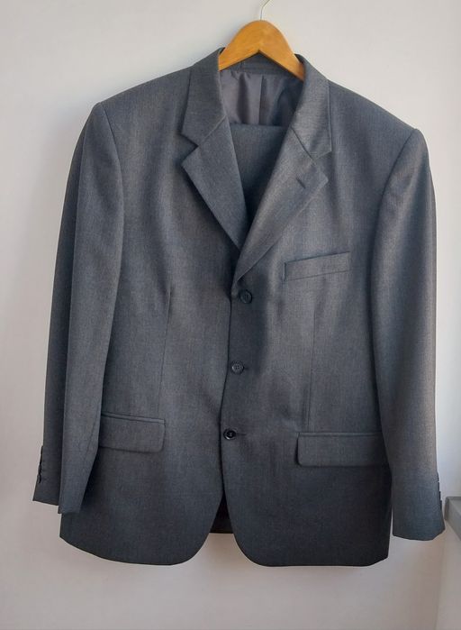 Espectacular fato de homem da Torfal 45% lã