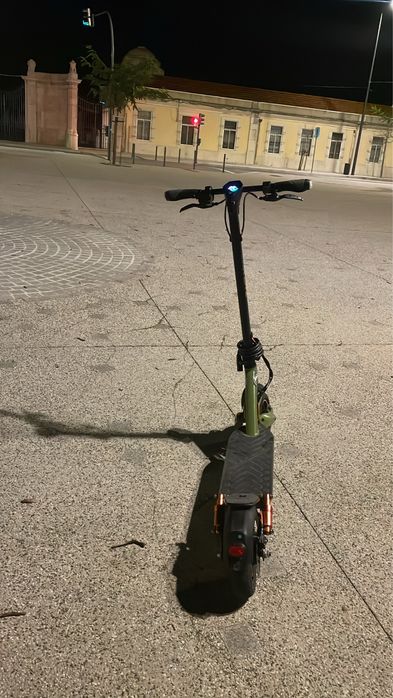 Vendo ou troco trotinete OLSSON MAMBA LITE