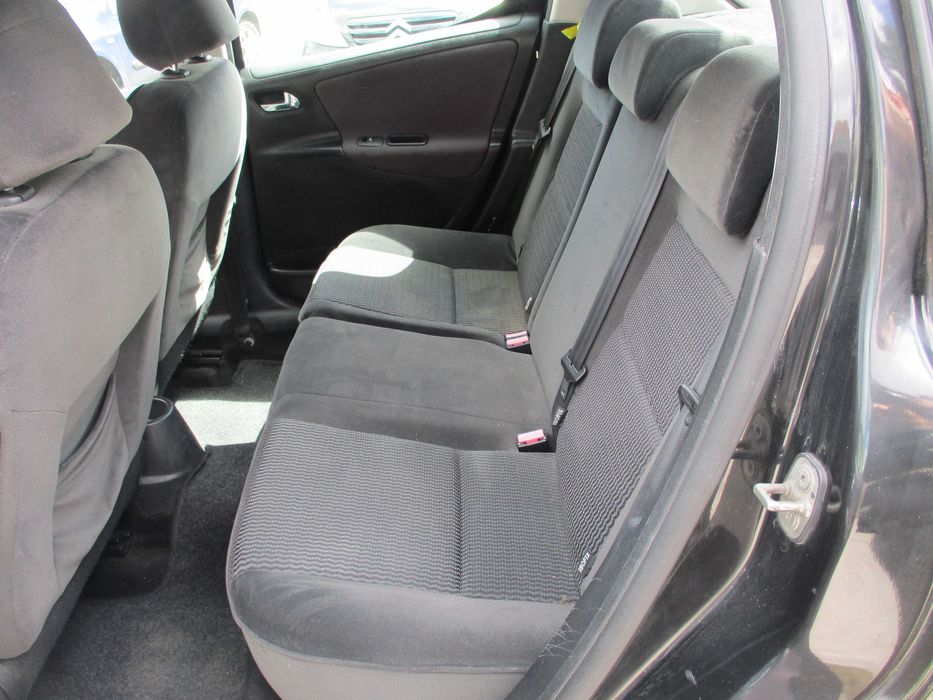 Peugeot 207 1.4 i com garantia + revisao Selo Antigo