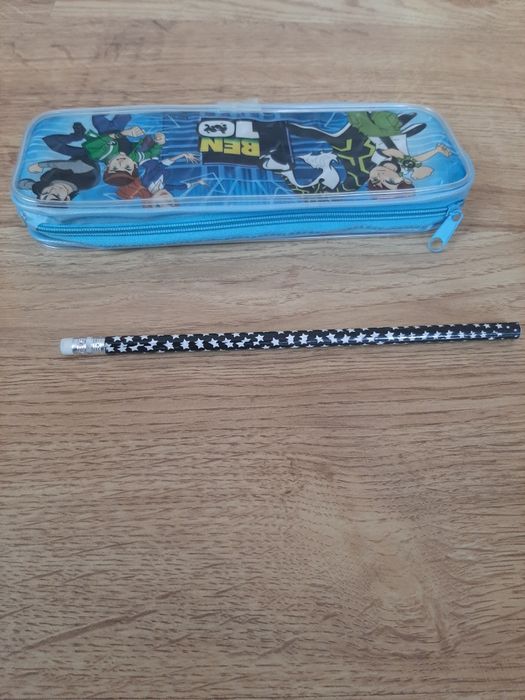 Nowy piórnik szkolny