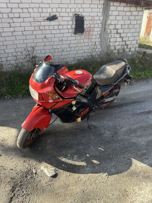cbr 1000f - купити мотоцикл - Ціна на OLX.ua