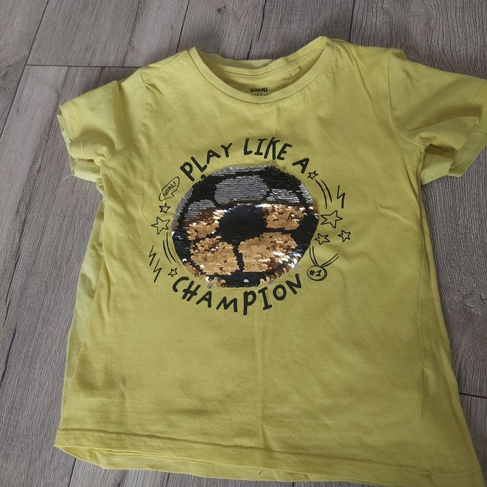 Zestaw Bluzeczki i spodenki