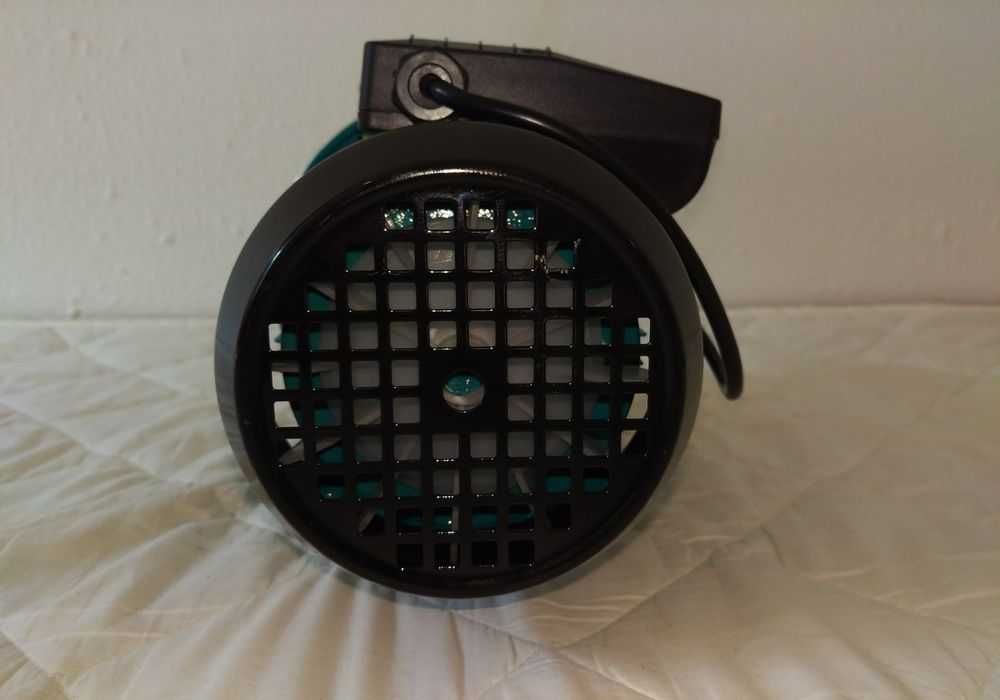 Насос 1,5 kW для воды полива орошения (ТІЛЬКИ ДОСТАВКА ПОШТОЮ)