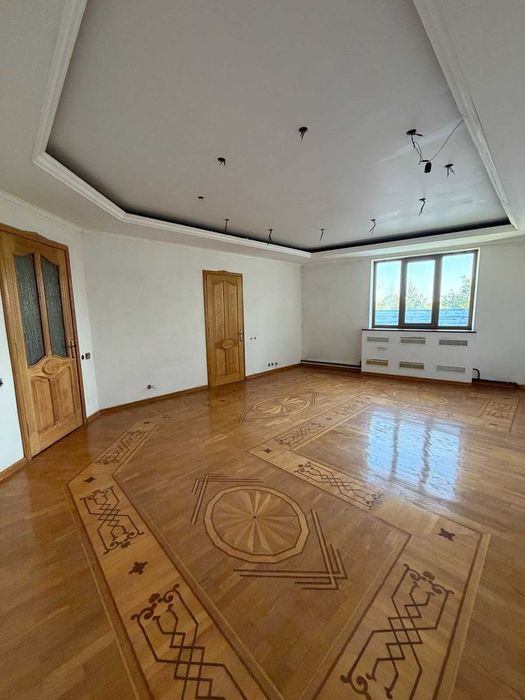 Продаж — будинок, с. Гніздичів (4 км від Жидачева),