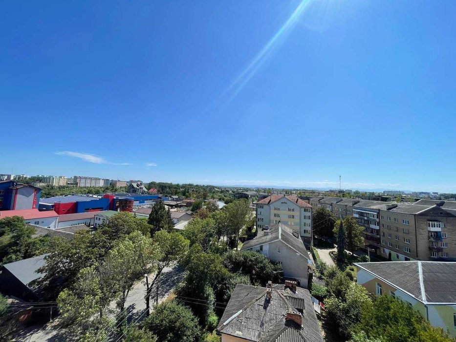 Продається повноцінна 3 кім.квартира з просторою кухнею у ЦЕНТРІ міста