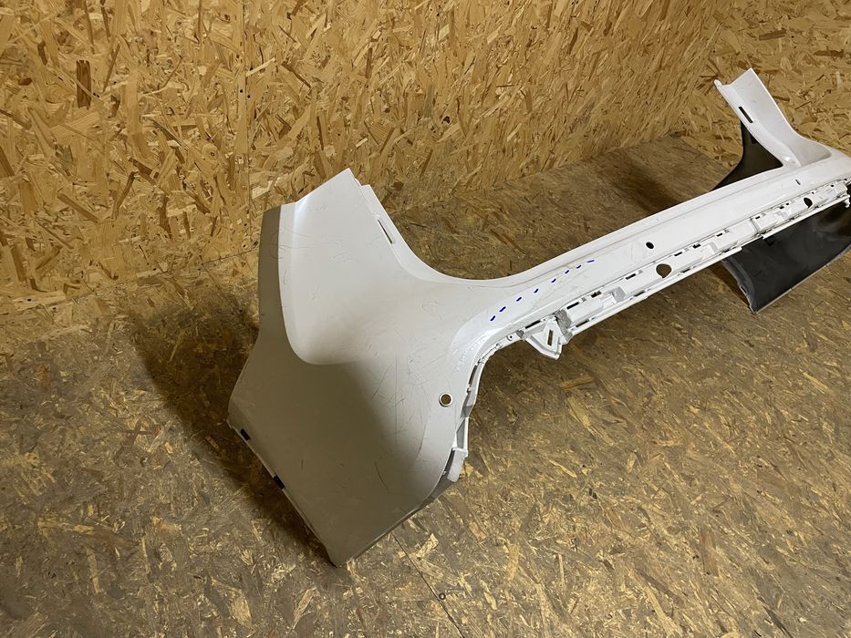 Задній бампер  Toyota Highlander 4 2019-2023 рік  Оригінал