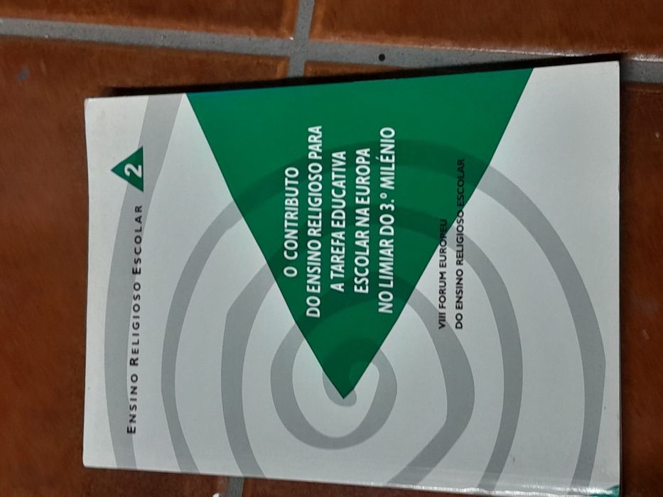 O contributo do ensino religioso para a tarefa educativa da escola no