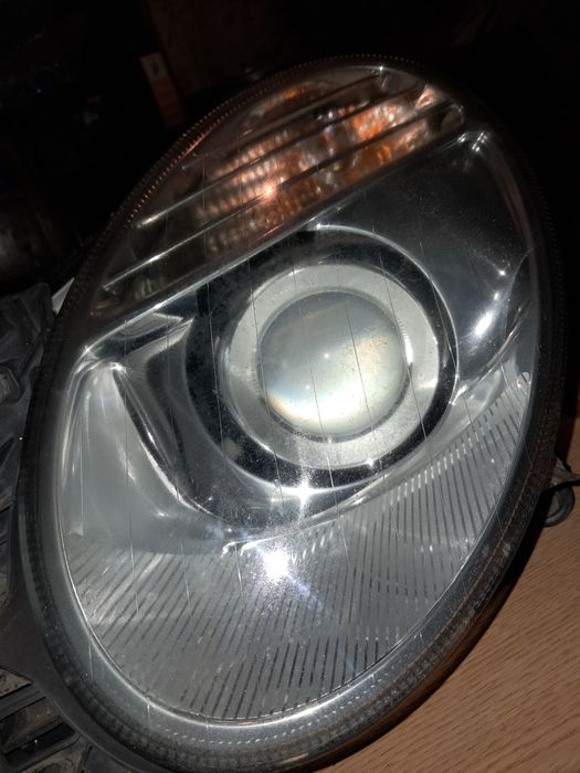 Par de farois/ópticas Bi-xenon Mercedes w211  ORIGINAIS ano   2008