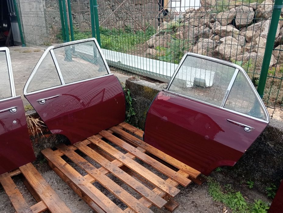 Portas Peugeot 504