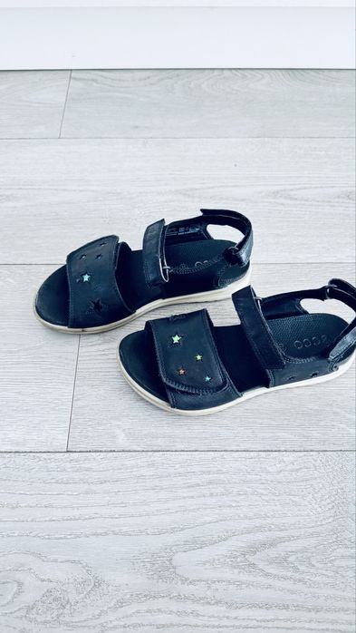 Продам босоніжки фірмиEcco 32 р.