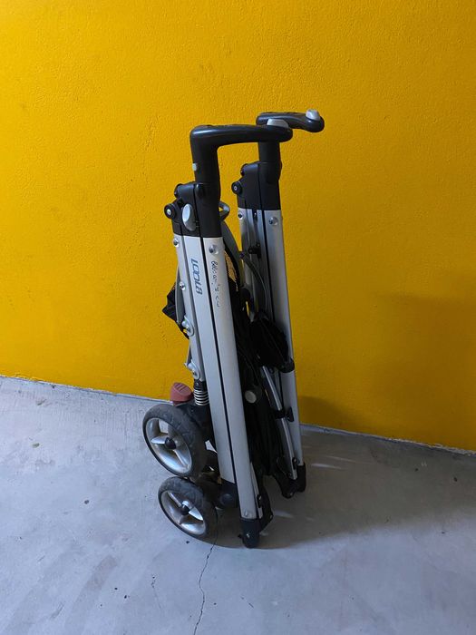 Carrinho de bebé Bebéconfort Loola + Ovo