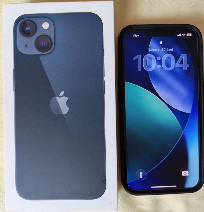 IPhone 13 ciemny niebieski. Komplet fabryczny