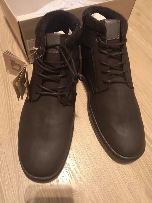 Buty męskie nowe rozmiar 45