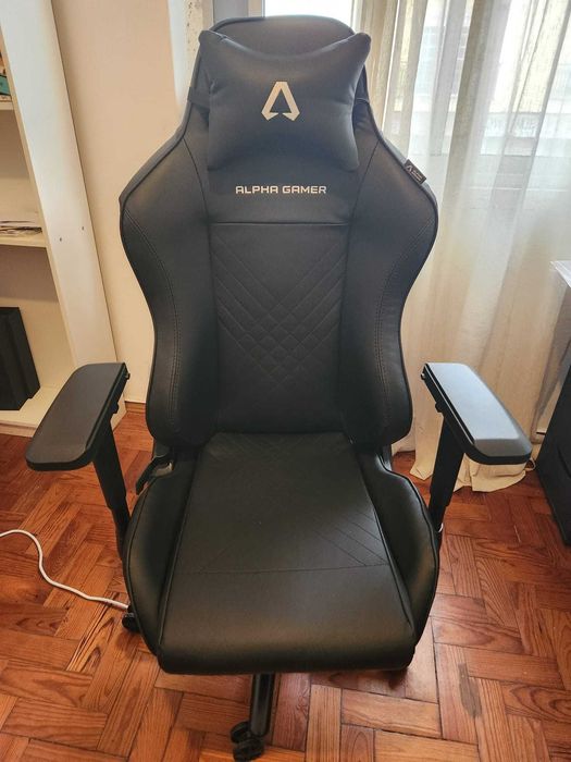 Cadeira Gaming ALPHA GAMER Nysa (Até 150kg - Elevador a gás Classe 4 - Preto)