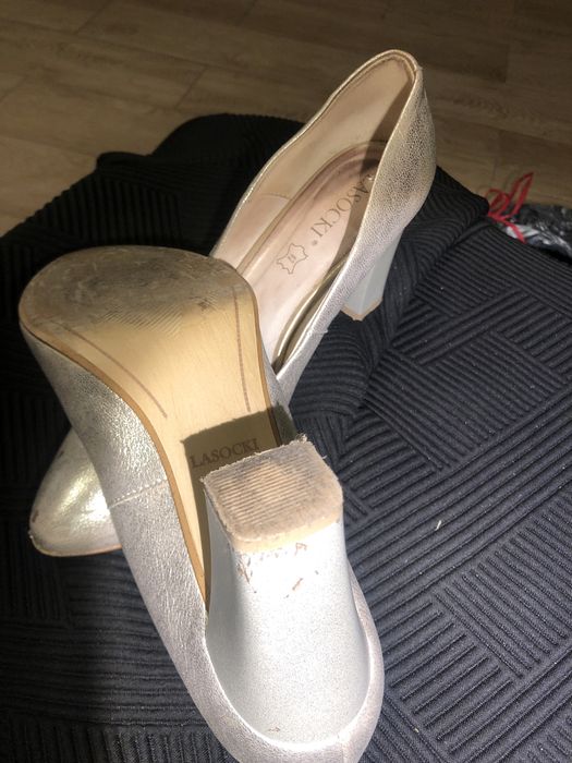 Buty złote lasocki skórzane