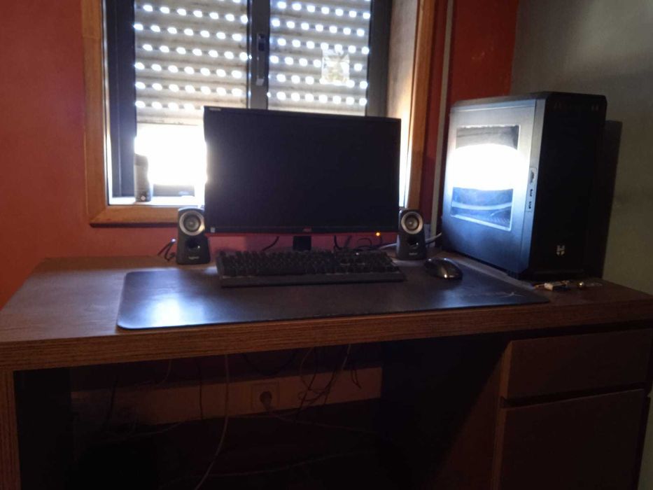 Desktop PC + Gaming Desk + Gaming Chair + Peripherals64575345364226123