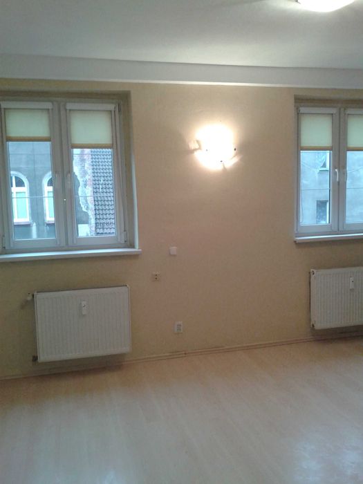 Wynajmę kawalerkę 36 m2 w Centrum Raciborza ul. Długa