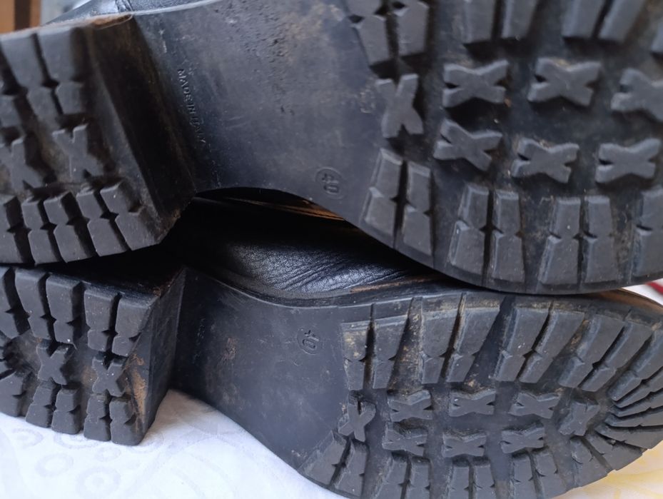 Ботинки  шкіряні.