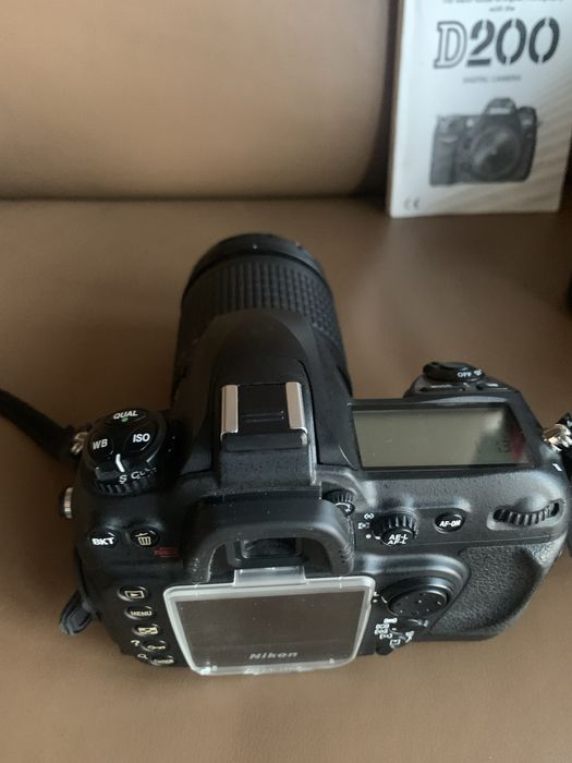 Nikon d200 фотоаппарат маленький пробег