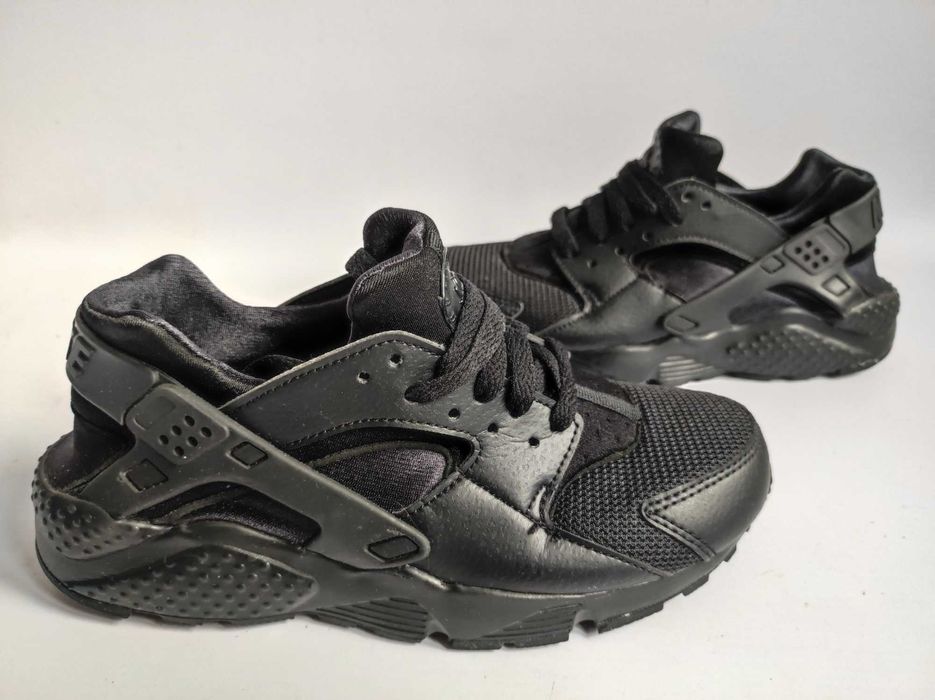- Buty Nike Huarache Run GS r. 37,5