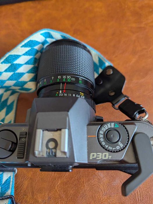 Máquina analógica reflex. Pentax P30