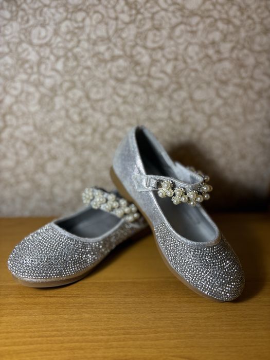 Дитячі святкові туфлі устілка 17 см