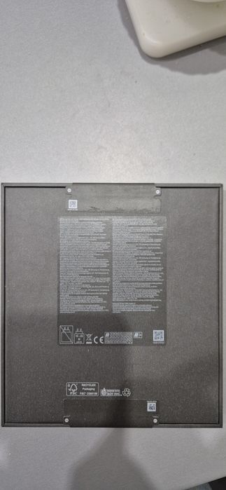 Samsung fold 8 ultra 1T