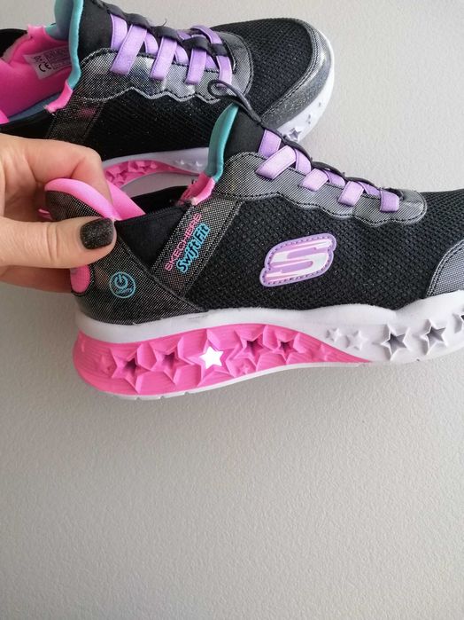 Кросівки Skechers, р. 34.