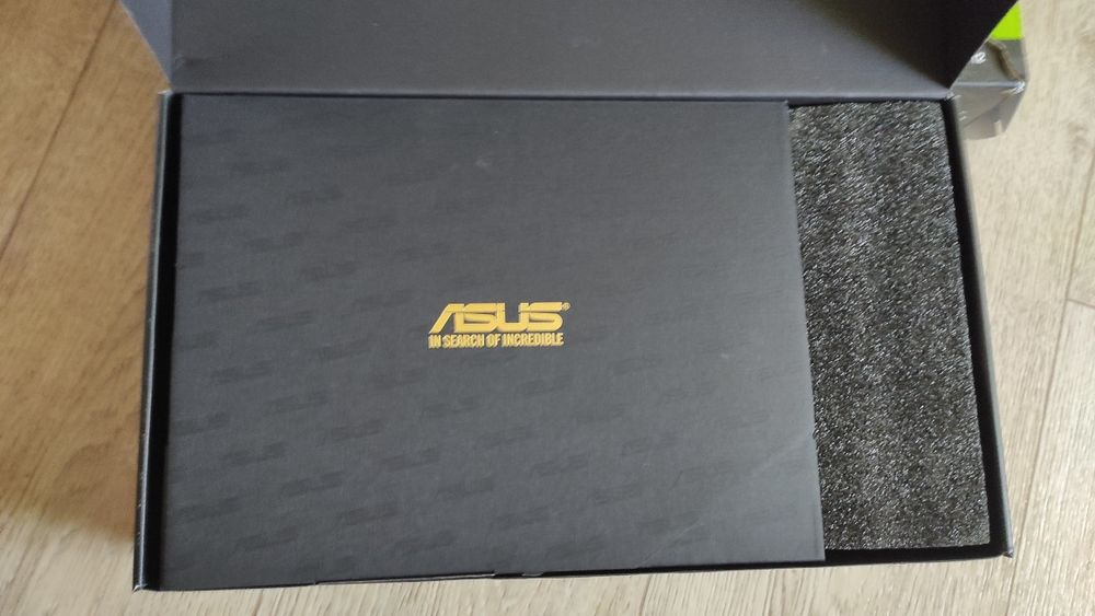 Відеокарта GTX 1060 strix 6 gb коробка