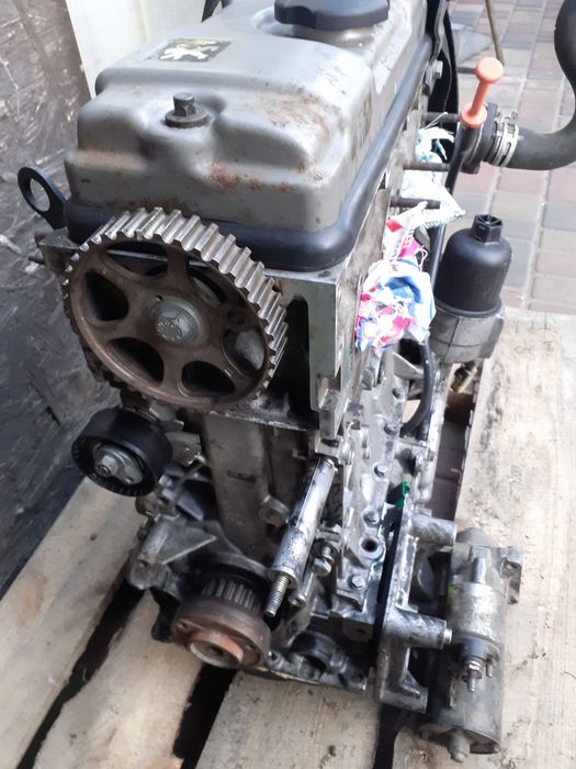 Двигун Пежо партнер 206,306,307 1,1 14 бензин 99-08р.